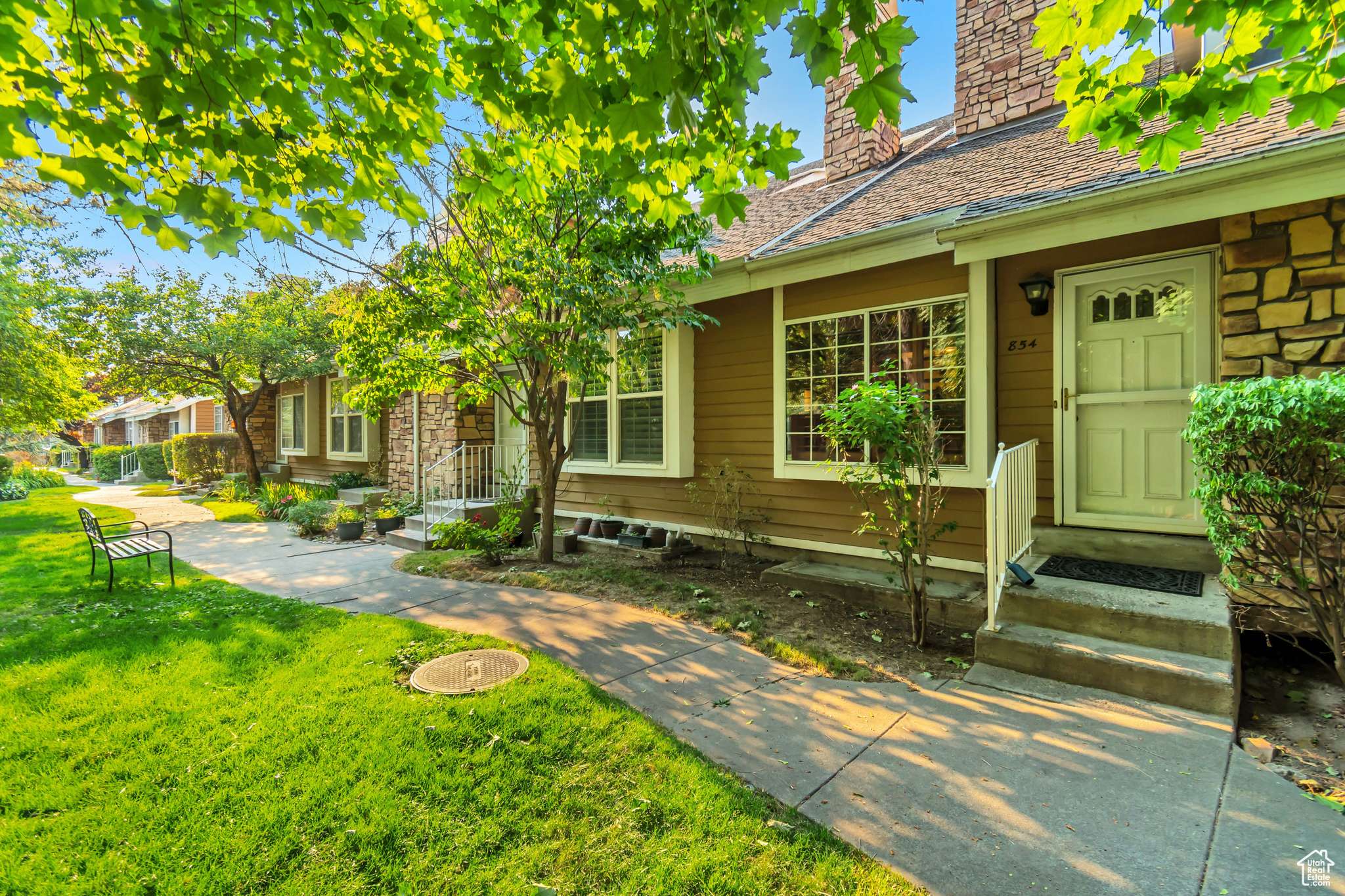 854 POND VIEW WAY,  Salt Lake City,  UT 84106