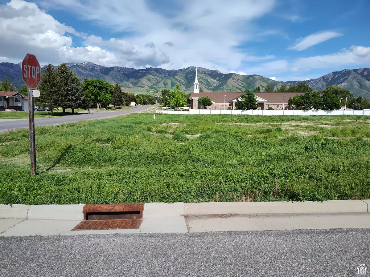 Hyde Park, UT 84318,210 S 100 W #5