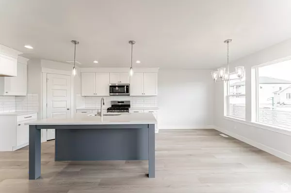 Herriman, UT 84096,6558 W GOAT MOUNTAIN LN #120