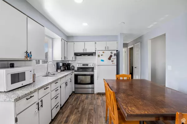 Magna, UT 84044,3309 S 8000 W