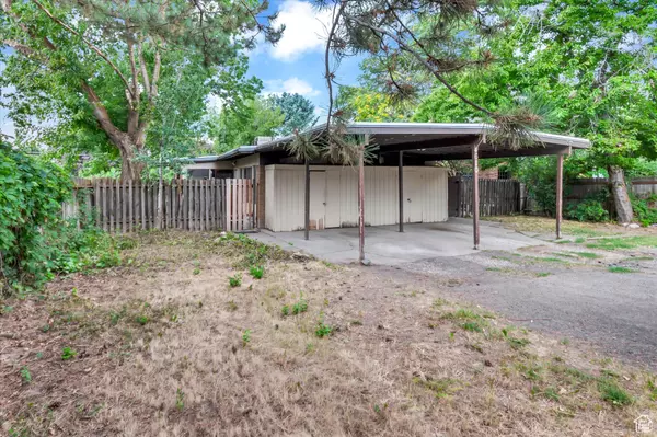 Holladay, UT 84117,4610 S RUSSELL ST E