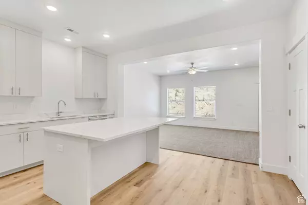 Eagle Mountain, UT 84005,2788 E GRIFFIN ALY #414