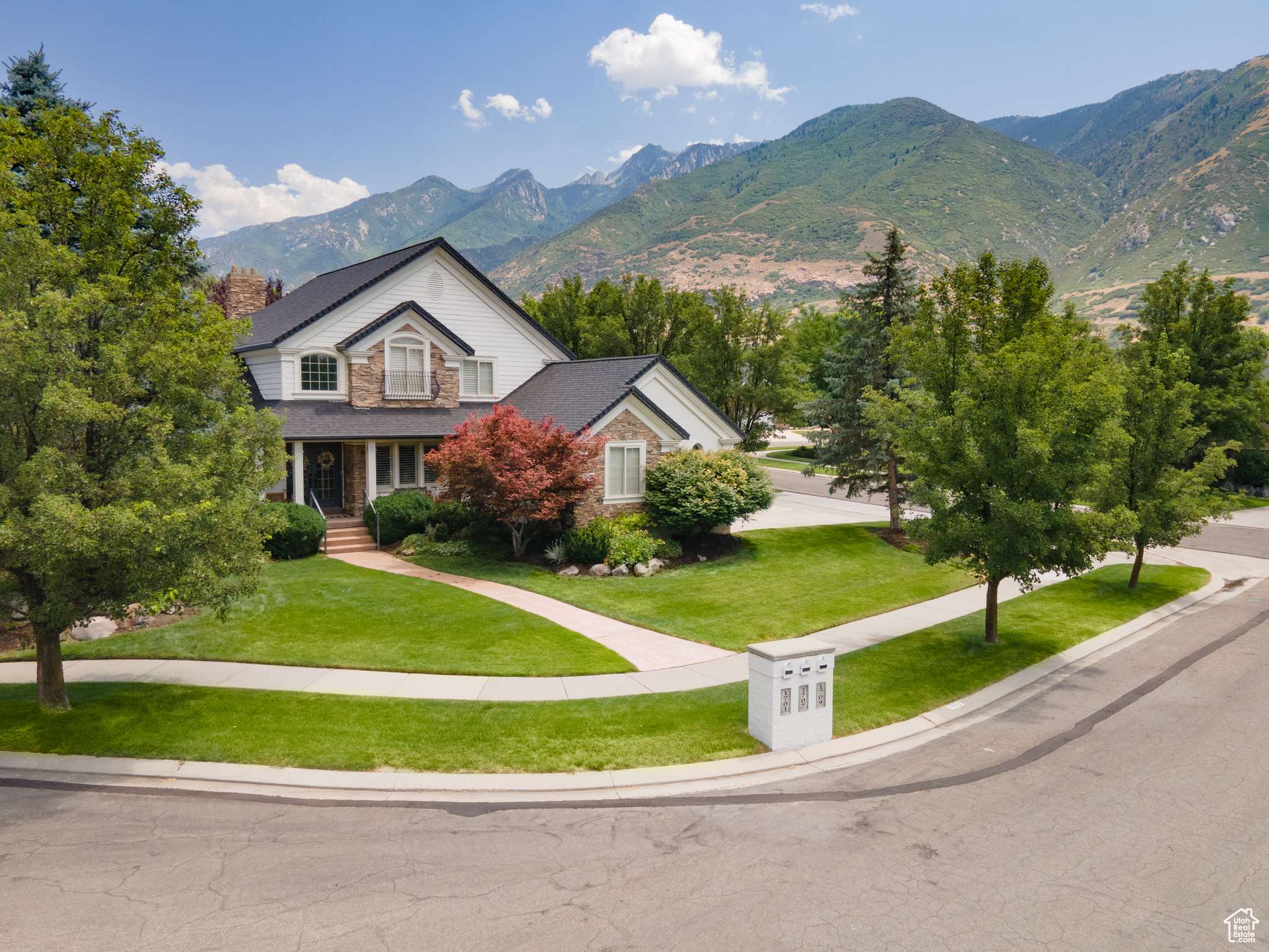 Draper, UT 84020,1709 E TORREY PINE CIRCLE CIR