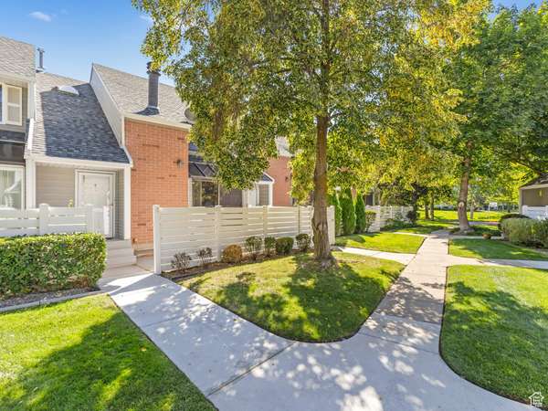 985 E ESSEX COURT WAY S #6,  Midvale,  UT 84047