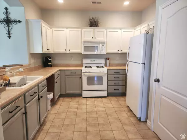 Lehi, UT 84043,1575 W 3180 N #3