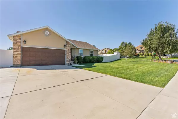 93 E SANDPIPER LN, Saratoga Springs, UT 84045