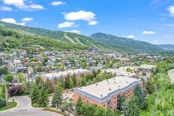 Park City, UT 84060,950 PARK AVE #223