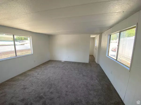 Brigham City, UT 84302,410 N MAIN ST #32