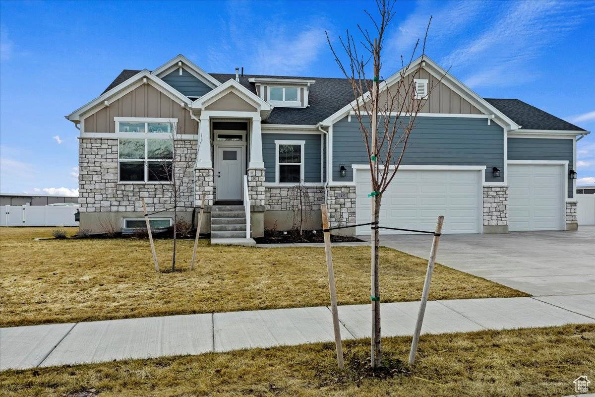 1423 W 3075 N,  Pleasant View,  UT 84414