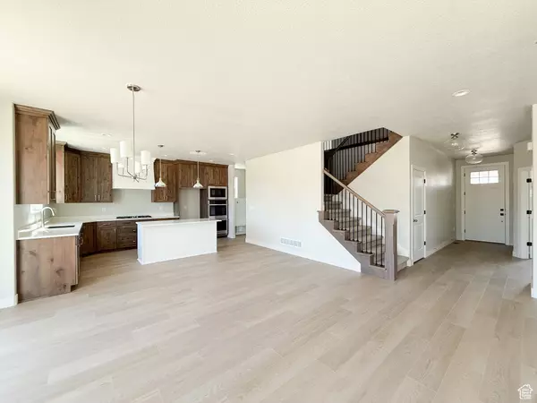 Saratoga Springs, UT 84045,1546 S LUKAS LN