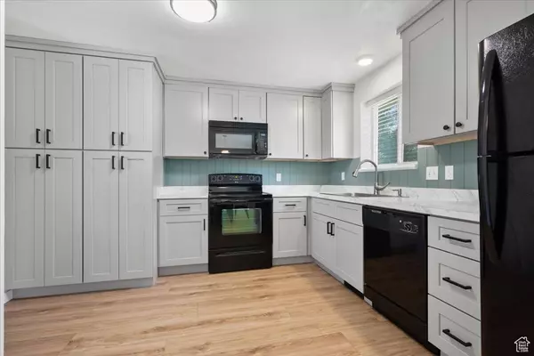 Pleasant Grove, UT 84062,435 E CENTER ST