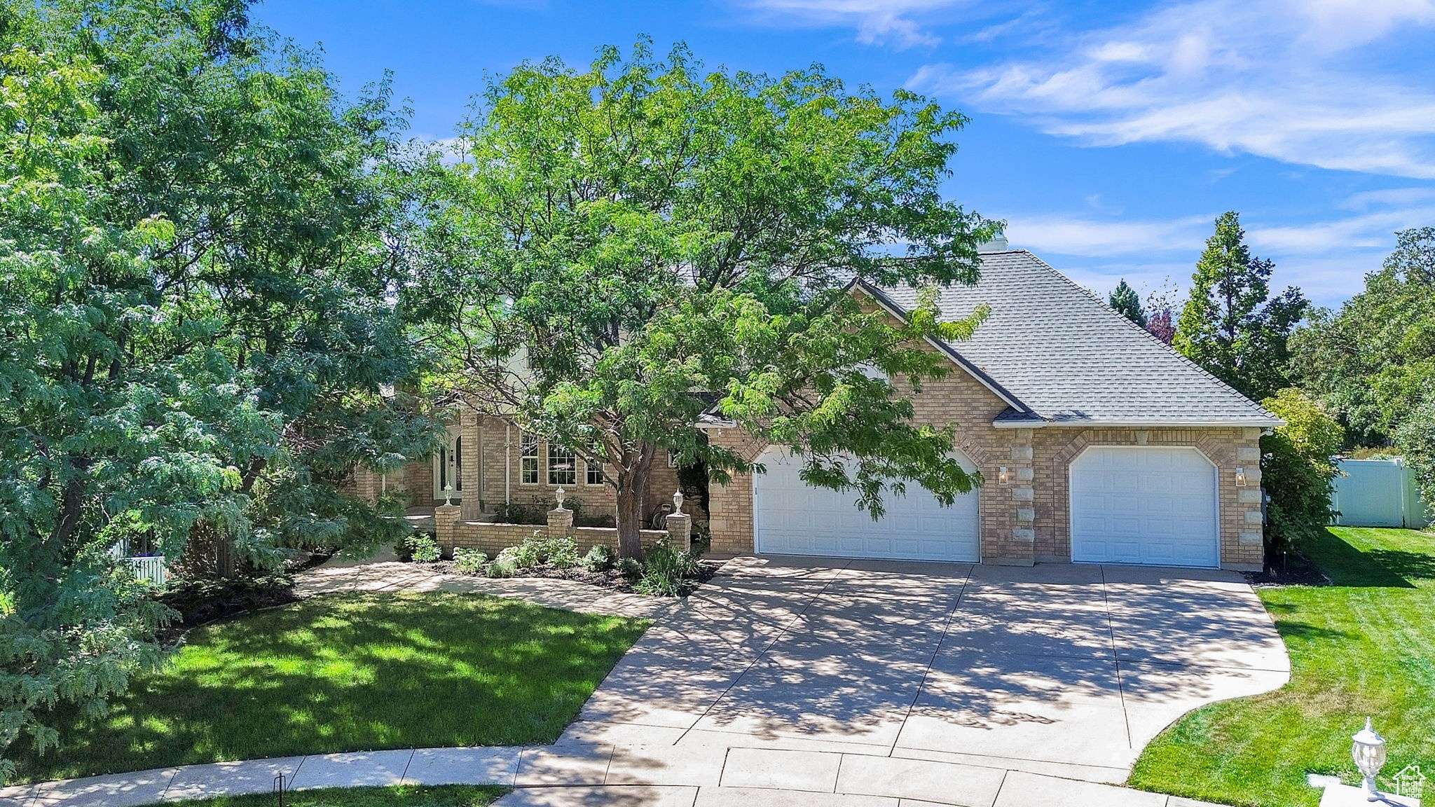 1950 ARAPAHO CIR, Ogden, UT 84403