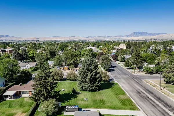 Smithfield, UT 84335,124 E CENTER ST