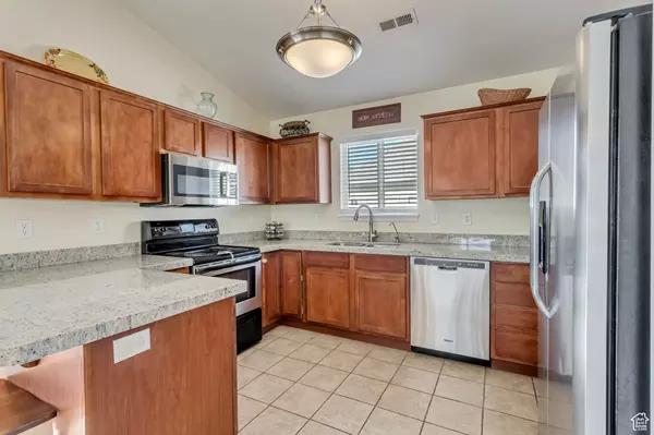 Lehi, UT 84043,1848 S 550 W