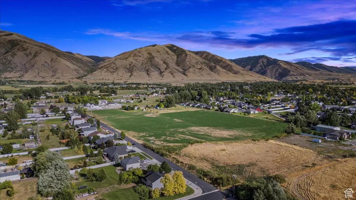 Nibley, UT 84321,3400 S 250 W #10