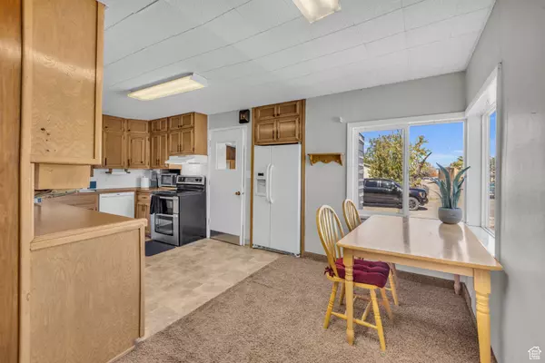 Murray, UT 84107,79 W 5300 S