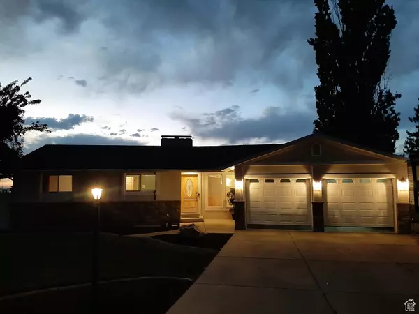 South Ogden, UT 84403,4793 PANORAMA DR