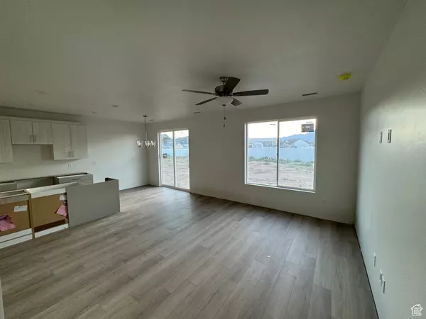 West Haven, UT 84401,3664 S 4525 W #103