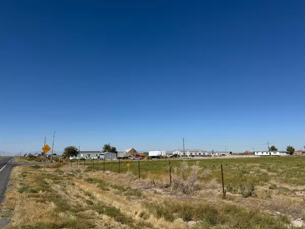 Hinckley, UT 84635,400 W 500 N