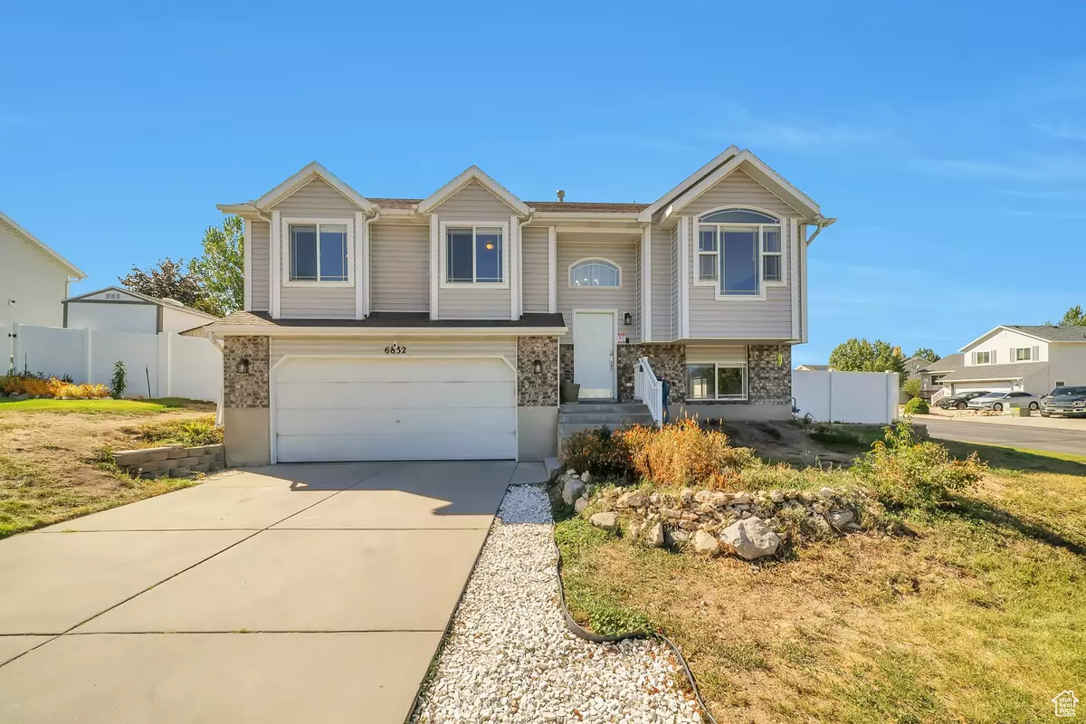 West Jordan, UT 84081,6832 S MINERAL MOUNT DR