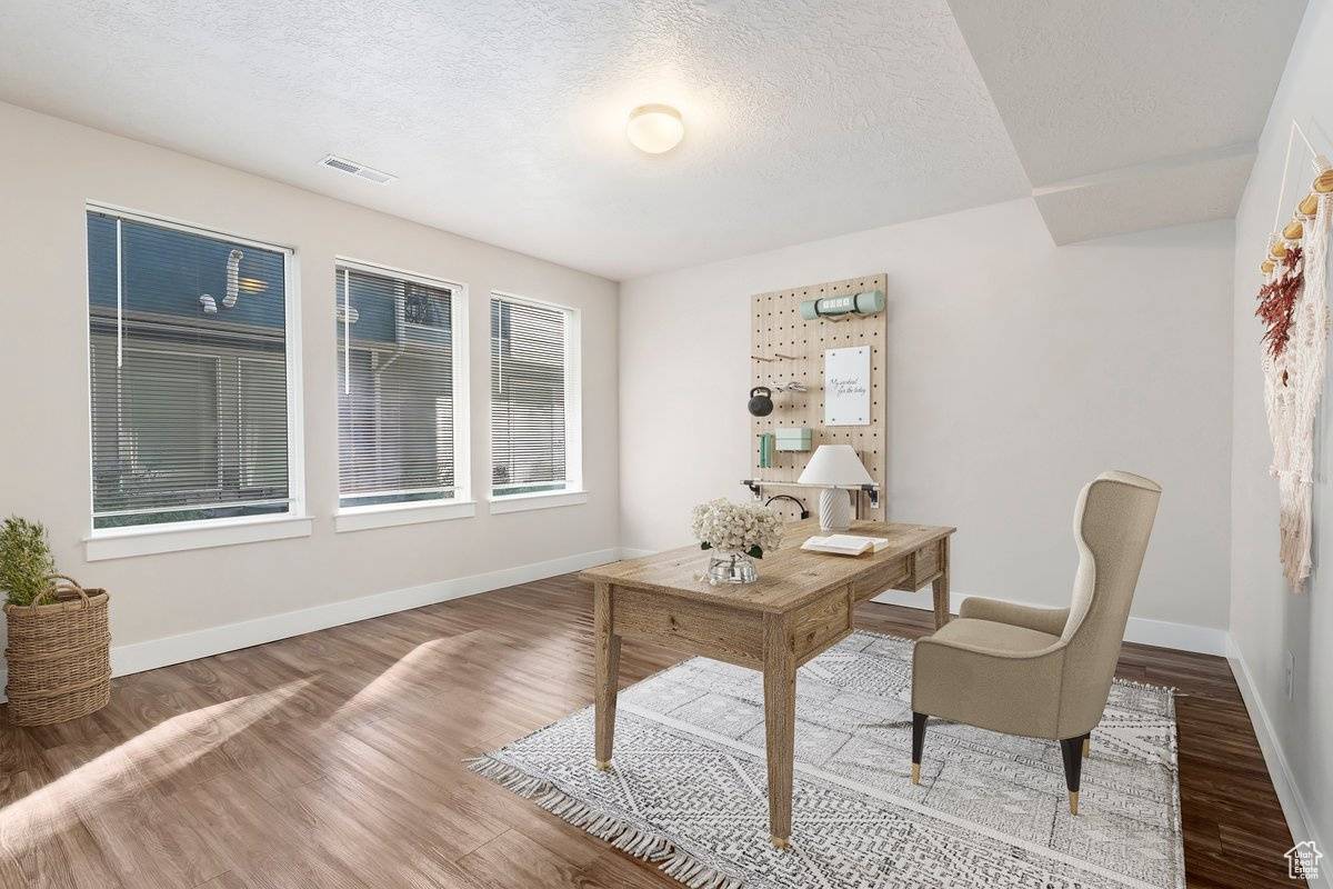 Salt Lake City, UT 84115,64 W BROOKLYN PARK LN W