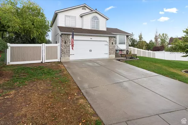 West Valley City, UT 84120,4592 S WHITE FLOWER WAY W