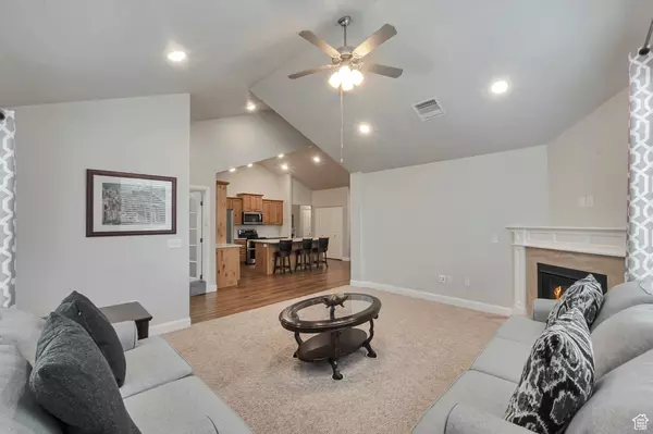 Lehi, UT 84043,83 E 1230 S #2