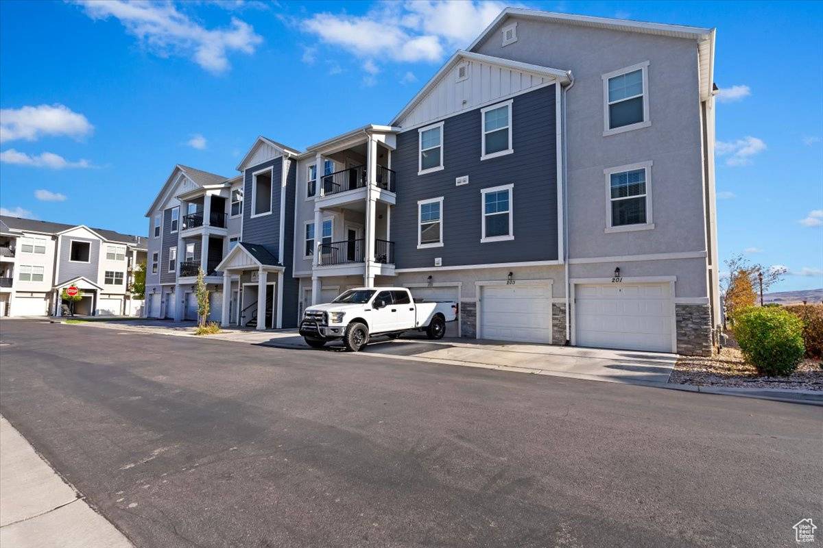Herriman, UT 84096,5017 W SAMANA LN LN S ##203