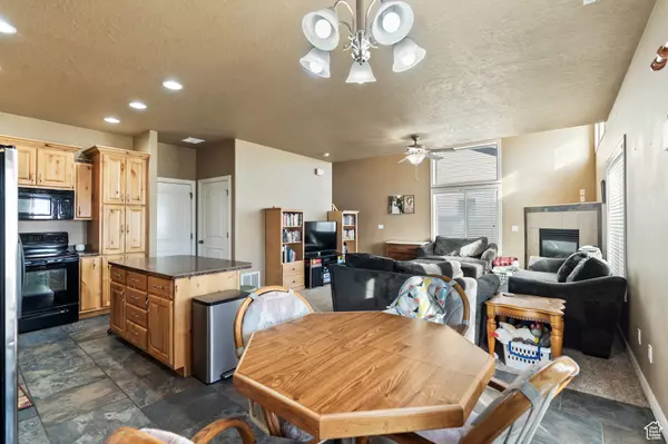 Tremonton, UT 84337,490 N 2450 W #4