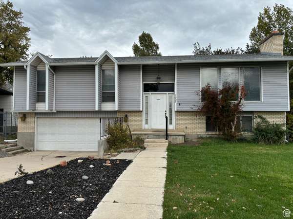7935 S 930 E,  Sandy,  UT 84094