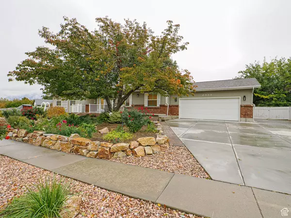 2333 W BONANZA WAY, South Jordan, UT 84095