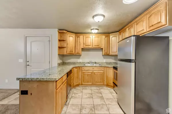 Pleasant Grove, UT 84062,289 S 1000 W #201