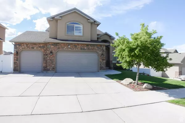 Herriman, UT 84096,14338 S GARDEN ROSE LN