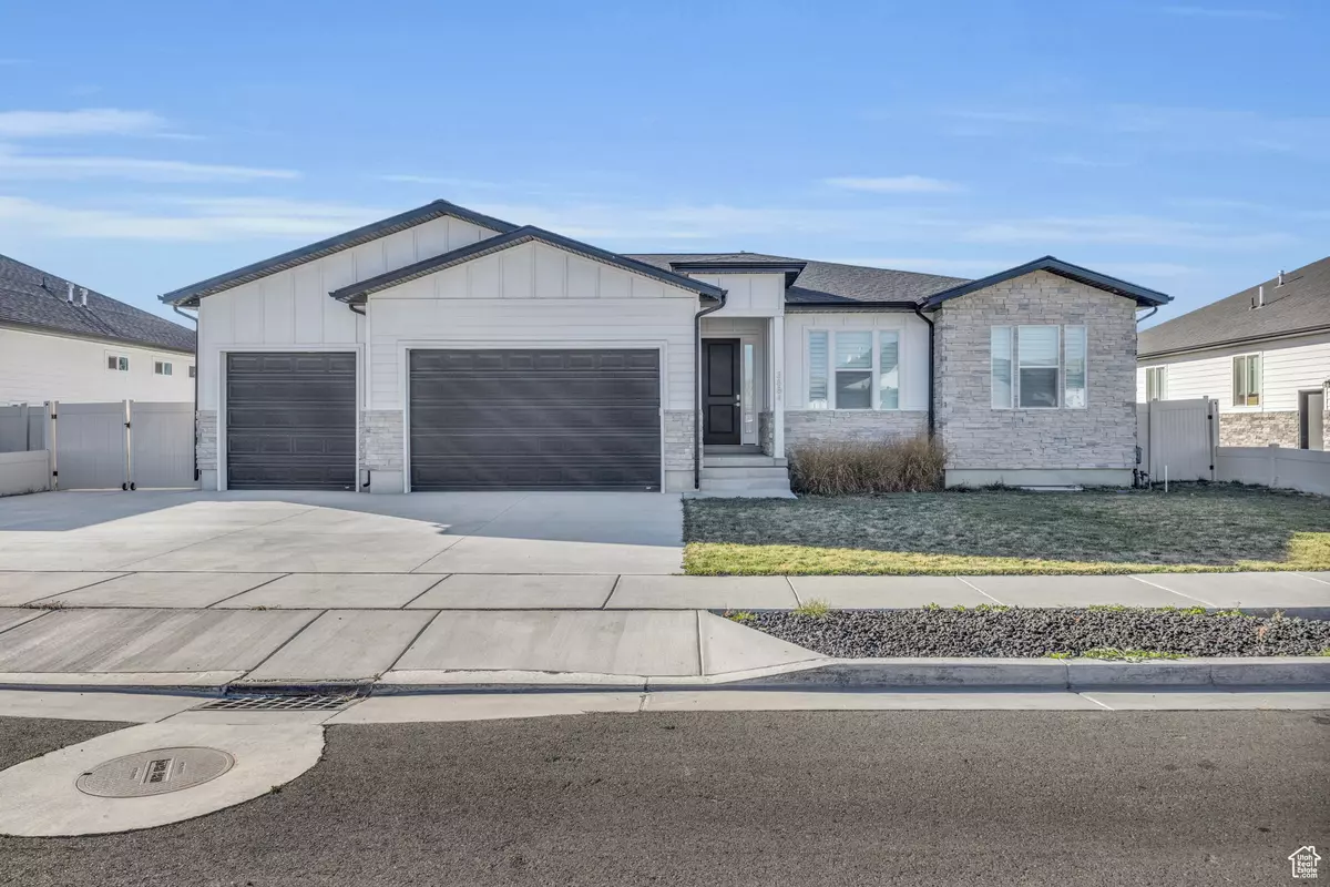 West Valley City, UT 84119,3884 S TREASURE ISLE RD W #221