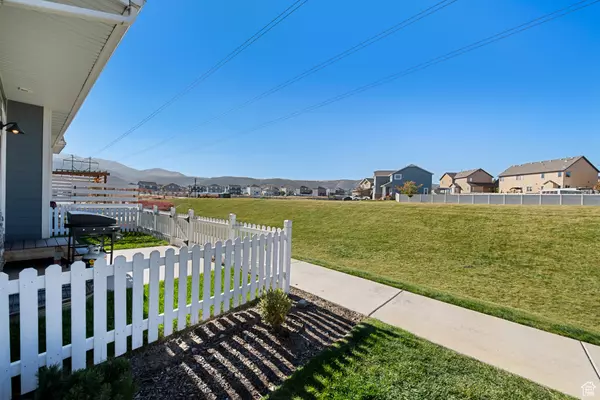 Eagle Mountain, UT 84005,7415 N COTTAGE LN