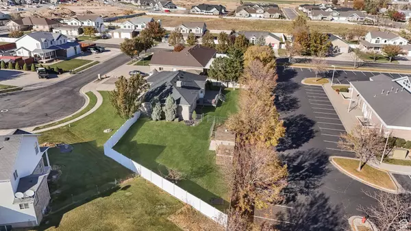 South Jordan, UT 84095,9657 S LILY GARDEN CT W