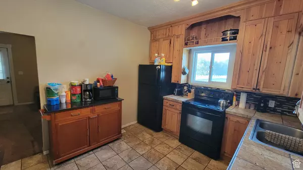 Hyrum, UT 84319,235 S 300 W