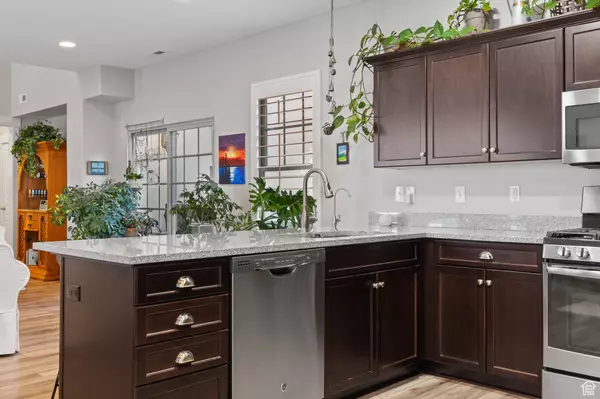 South Jordan, UT 84009,4916 W DUCKHORN DR S