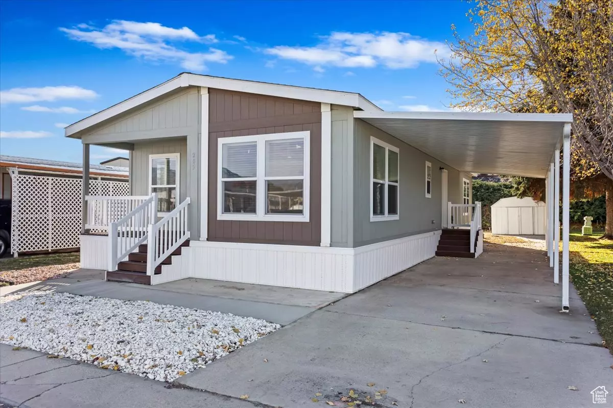 Roy, UT 84067,3800 S 1900 W #205