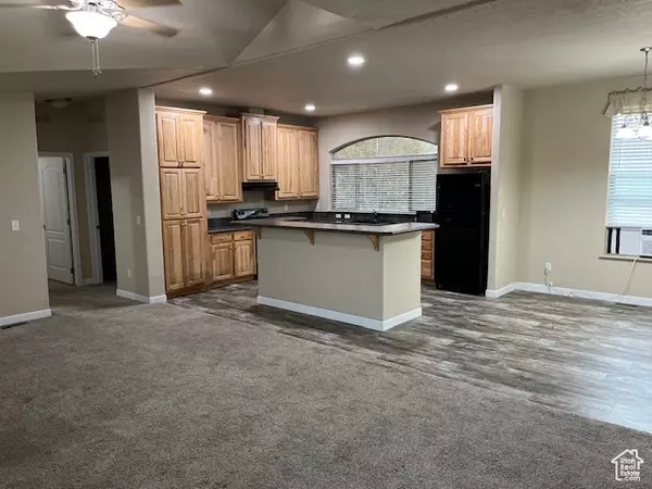 Payson, UT 84651,421 N 300 ST E