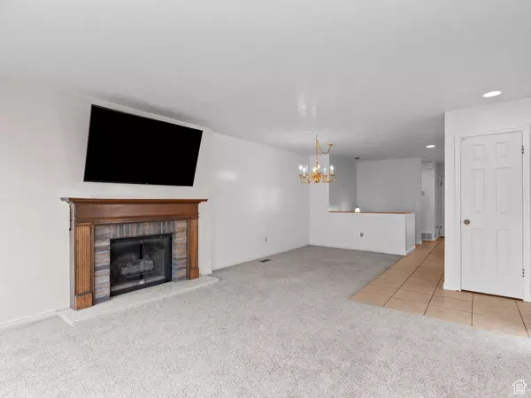 Taylorsville, UT 84129,3689 W 5215 S