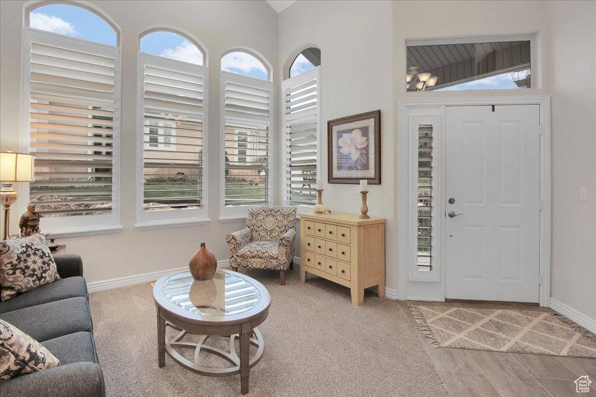 South Ogden, UT 84403,1308 E 5250 S