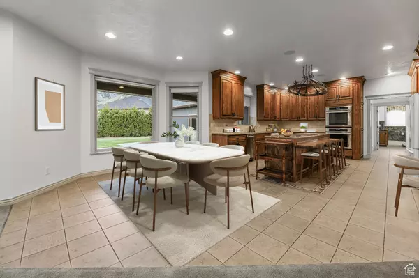 Providence, UT 84332,386 EDGEHILL DR