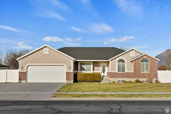 2956 W 3500 N, Farr West, UT 84404