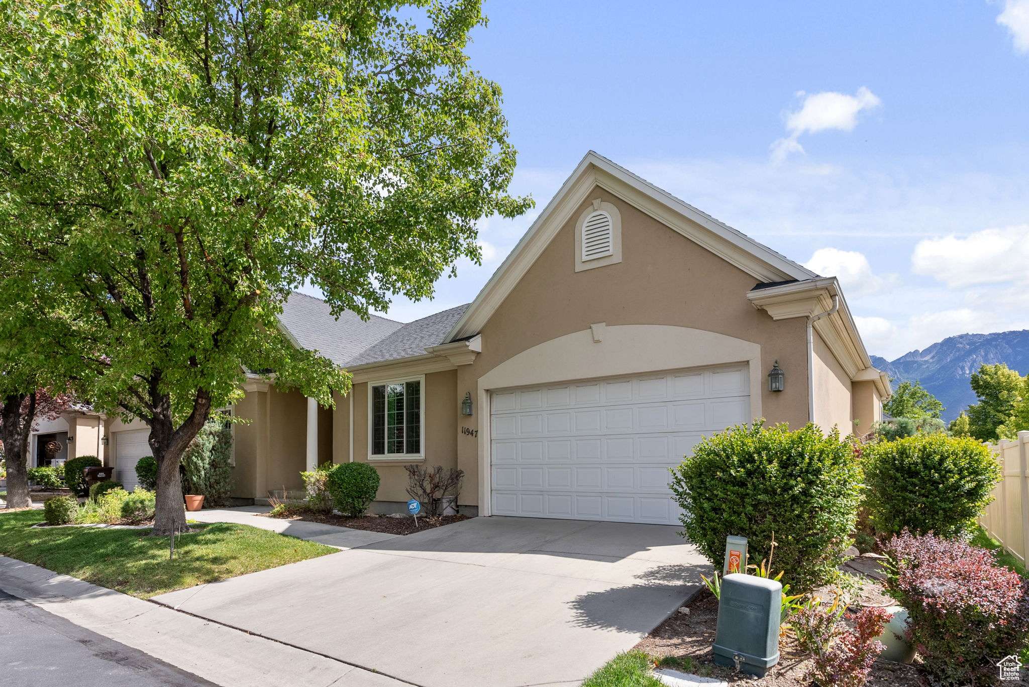 11947 S COTTAGEFIELD PL E,  Draper,  UT 84020
