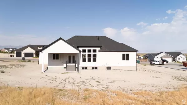 Lake Point, UT 84074,7262 N LAKE VISTA DR