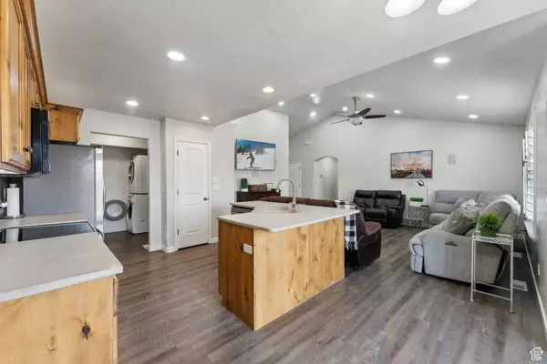 Payson, UT 84651,1582 S 790 W