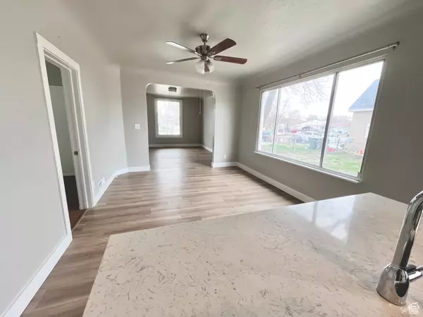 Ogden, UT 84401,946 E 21ST ST