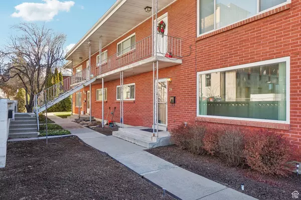 Holladay, UT 84117,2260 E MURRAY HOLLADAY RD #24