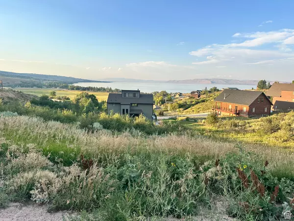 1427 N BROAD HOLLOW RD #T3, Garden City, UT 84028